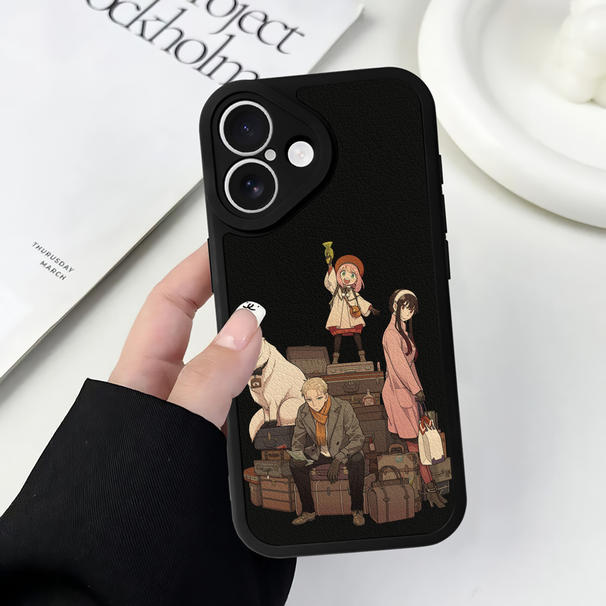 （画像用） SPY×FAMILY间谍家家酒 【iPhone 16シリーズ対応】シリコンスマホケース（レザー調） 材質：シリコン